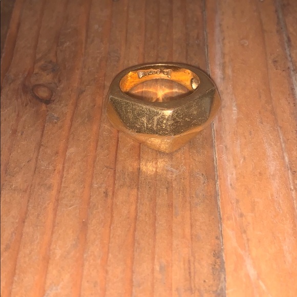Lia sophia size 8 ring - Picture 1 of 3